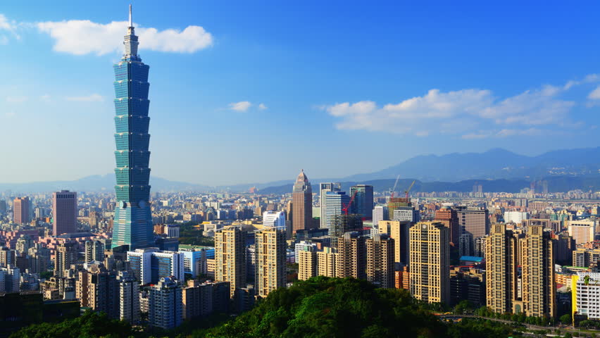 Taipei, Taiwan Skyline With The Famed Taipei 101 Skyscraper. Stock 