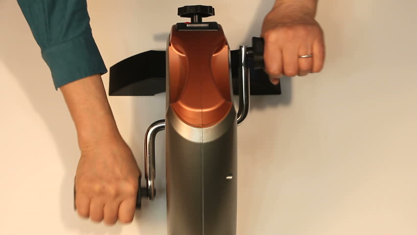 body sculpture magnetic exercise bike hand pulse