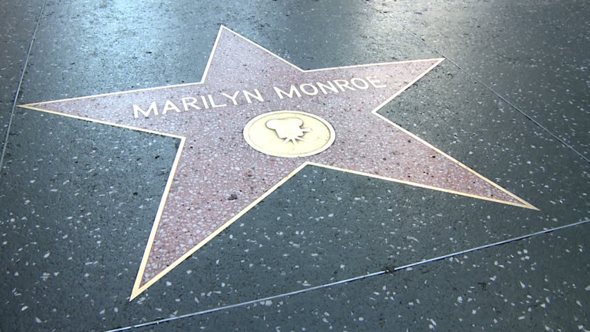 HOLLYWOOD - MARCH 2: Marilyn Monroe's Star At The Walk Of Fame On March ...