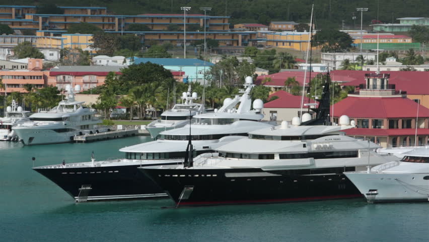 ST THOMAS - JAN 2014: Luxury Private Yachts In Harbor USVI. Caribbean ...